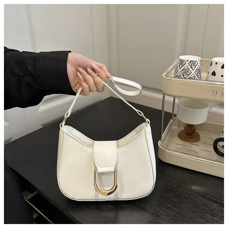 White Casual Shoulder Bag for Women 2025 — feature 19