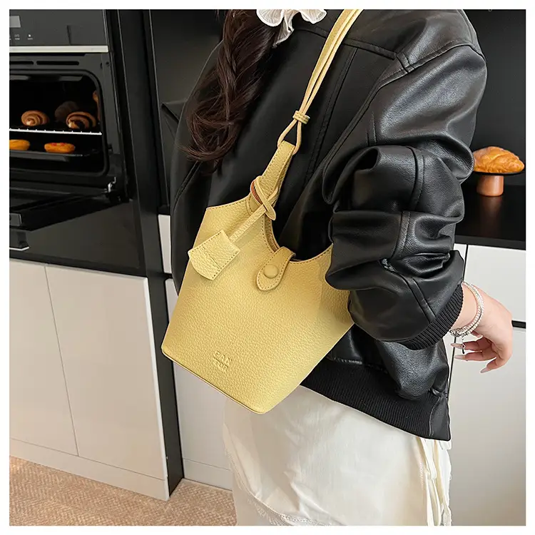 Women's Crossbody Vegetable Basket Bag Yellow 2026 — feature 21