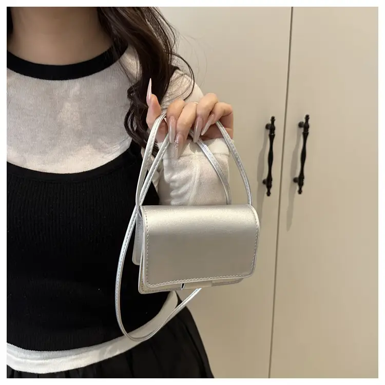 White Crossbody Bag for Girls, Light Luxury, Single Shoulder — feature 11