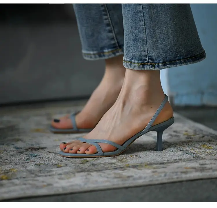 2026 Spring New Style Thong-Toe High-Heeled Sandals for Women, Soft Leather Roman Sandals, One-Strap Buckle Thin-Heeled Shoes for Women, Sexy Summer Style — feature 2