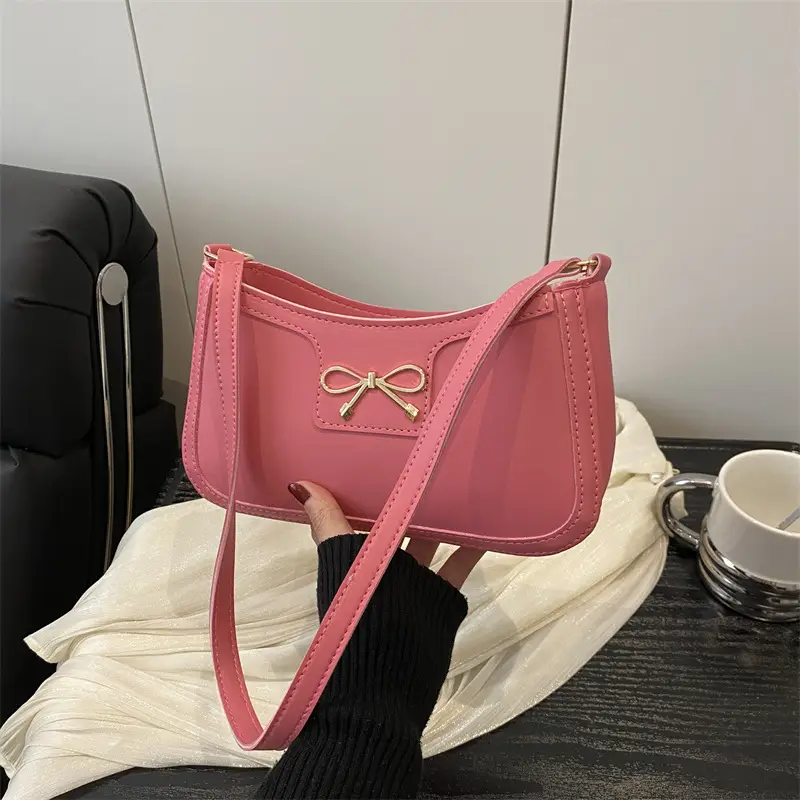 Elegant White Bow Shoulder Bag for Women - Image 7