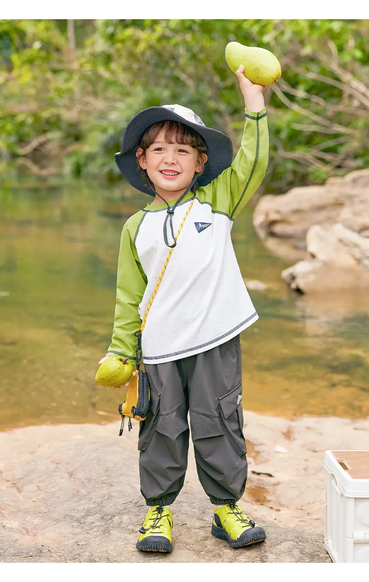 Right European Boys' Mountain Print Long Sleeve T-Shirt Spring 25 — feature 12