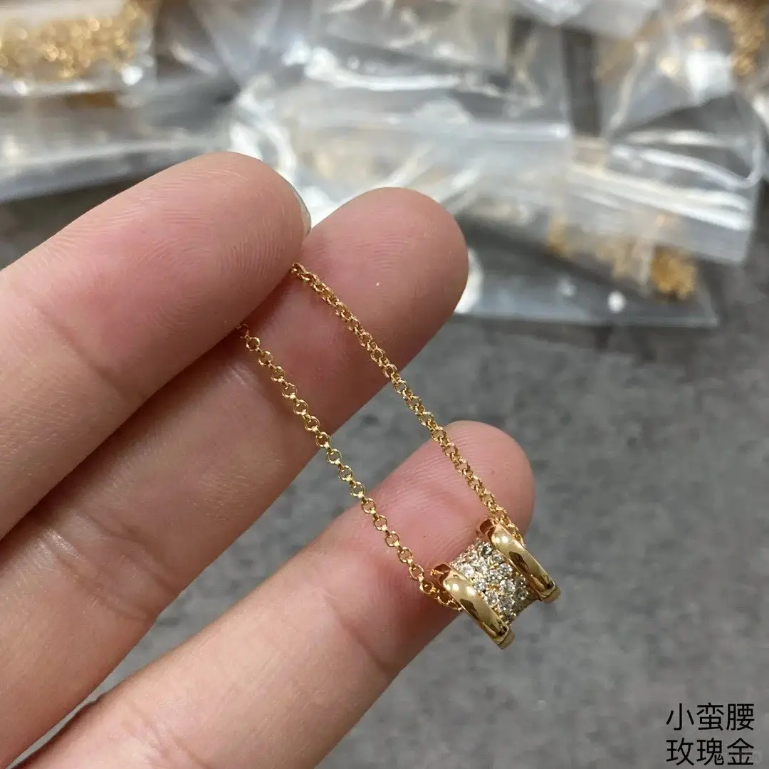 Plated Gold Ceramic Clavicle Necklace for Men Women — feature 14