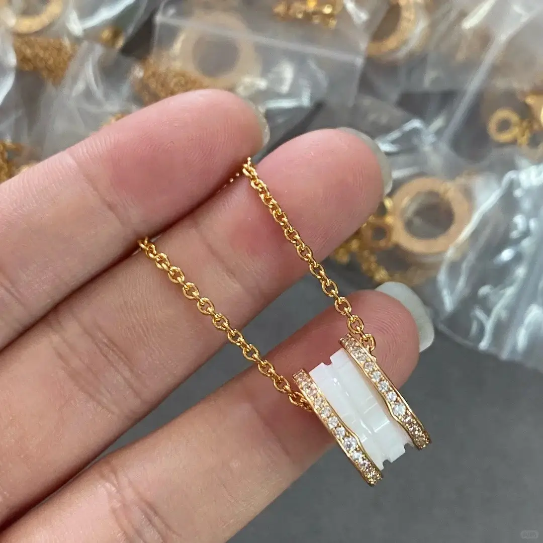 Plated Gold Ceramic Clavicle Necklace for Men Women — feature 17