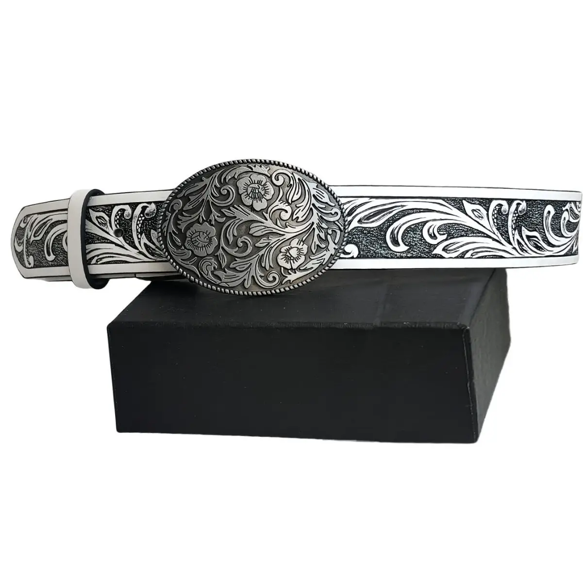 Vintage Embossed Buckle Belt for Jeans Decoration - Image 6