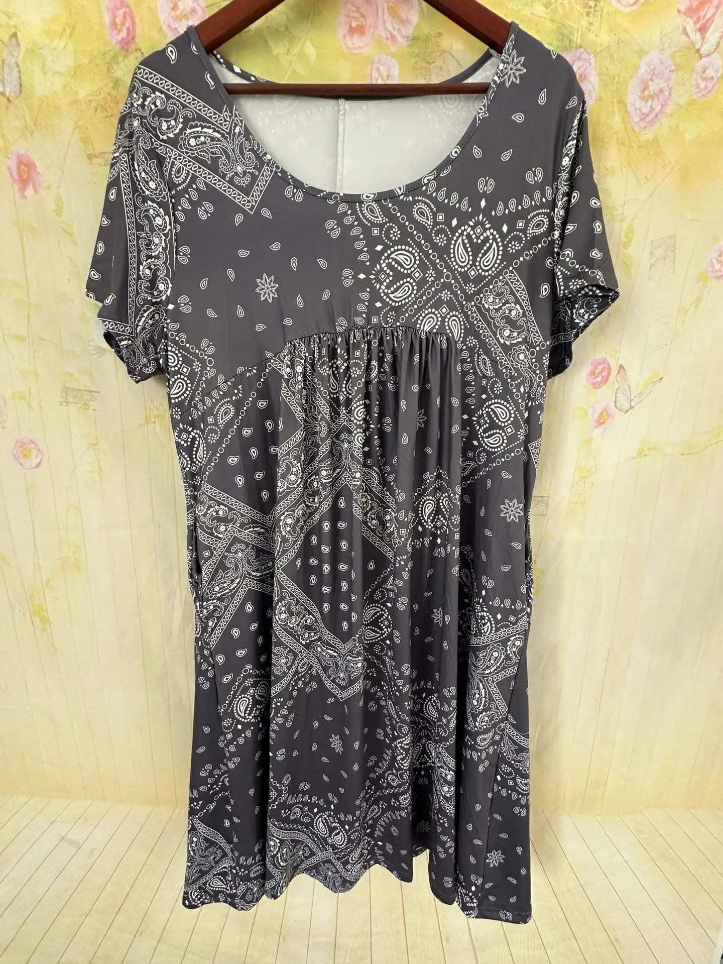 Maroon Printed Long Dress Mid Waist Short Sleeve Round Neck — feature 20