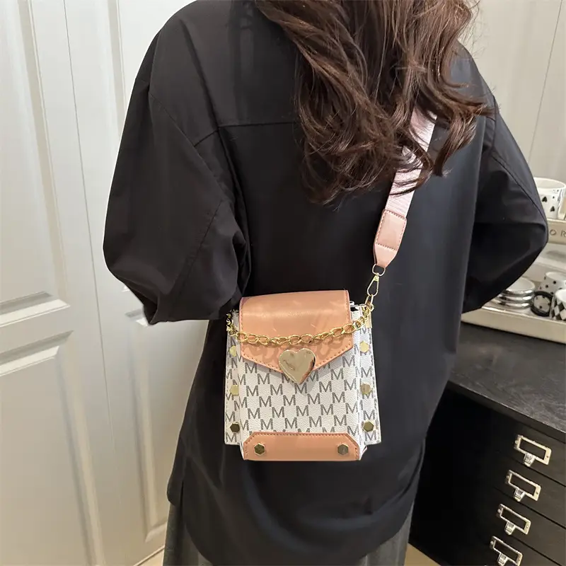 Crossbody Phone Bag for Women with Chain Strap - Image 7