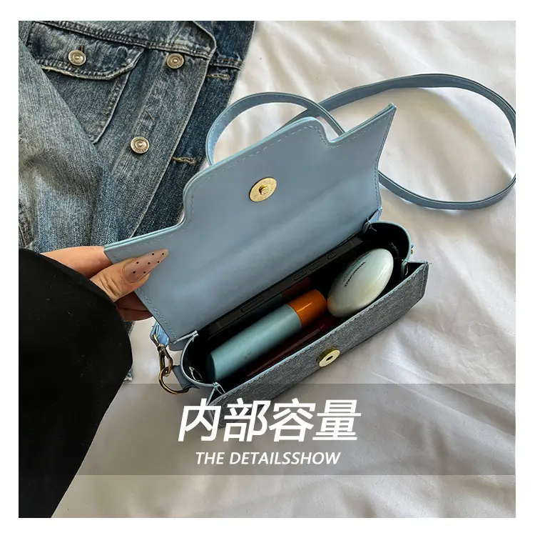 Women's 2025 Spring New Square Handbag with Pearl Chain — feature 3