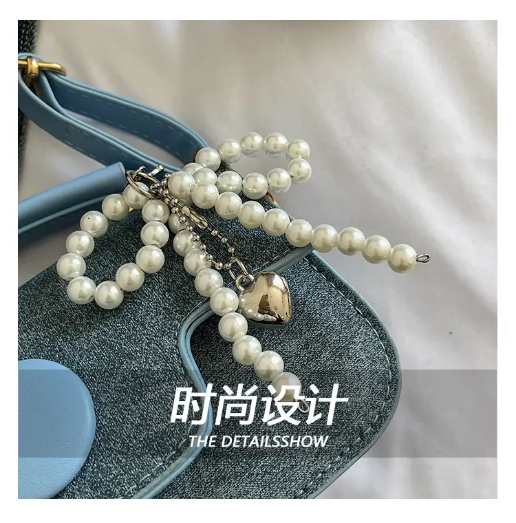 Women's 2025 Spring New Square Handbag with Pearl Chain — feature 4