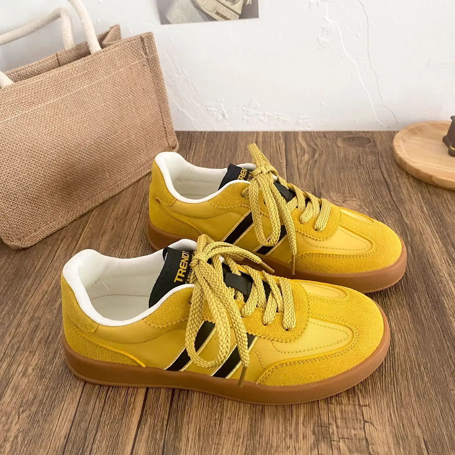 2025 Yellow Retro Round Toe Sports Board Shoes - Image 2