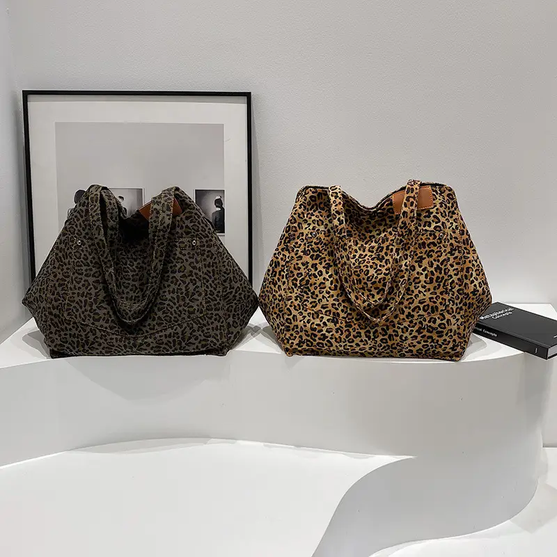Leopard Print Women's Large Tote Bag 2024 - Image 4