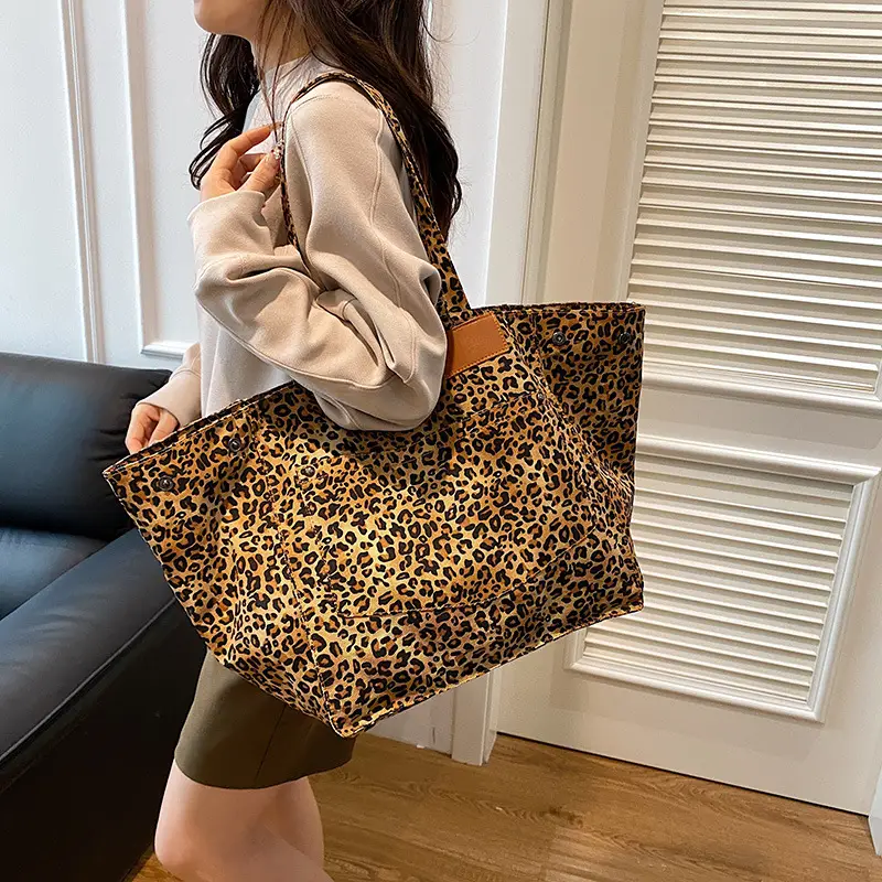 Leopard Print Women's Large Tote Bag 2024 - Image 6