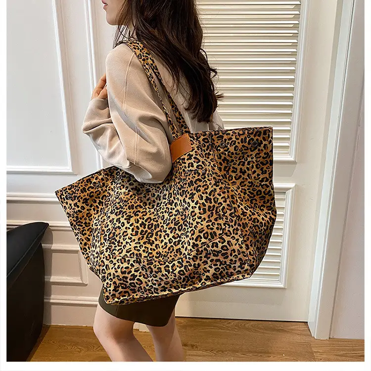 Leopard Print Women's Large Tote Bag 2024 — feature 12