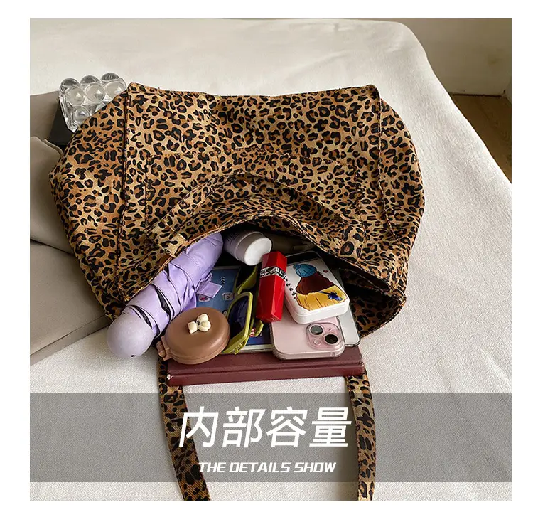 Leopard Print Women's Large Tote Bag 2024 — feature 3