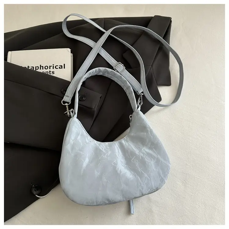 Women's White Lace Bow Shoulder Bag 2026 — feature 17