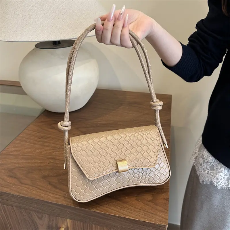 Women's Woven Pattern Shoulder Bag Small Square 2025 - Image 6