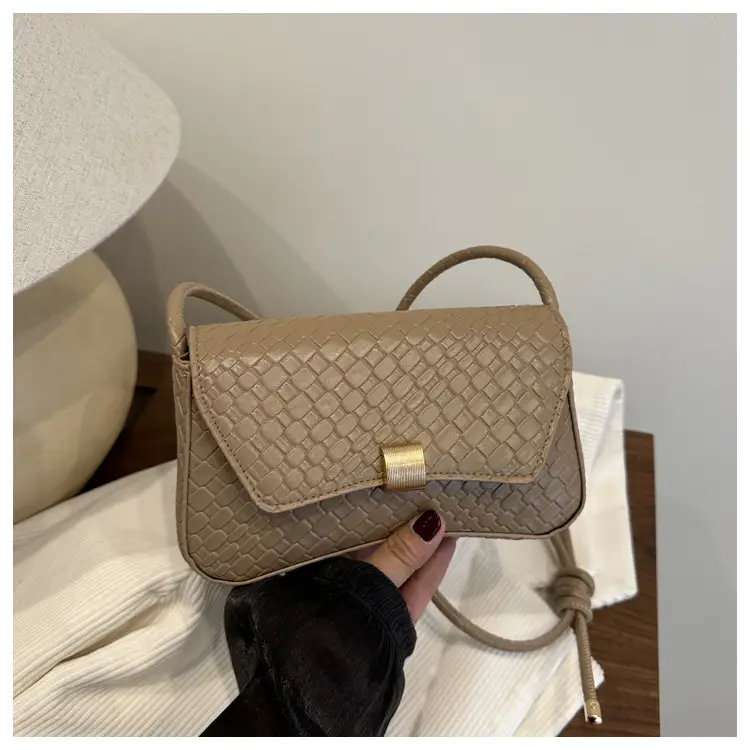 Women's Woven Pattern Shoulder Bag Small Square 2025 - Image 3