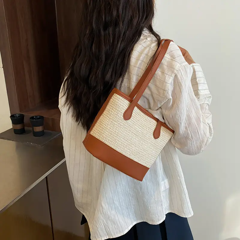 2025 Women Straw Tote Bag Large Capacity Casual Shoulder Bag - Image 5