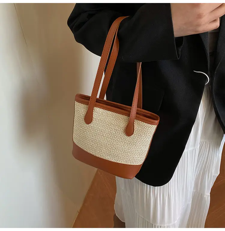 2025 Women Straw Tote Bag Large Capacity Casual Shoulder Bag — feature 10