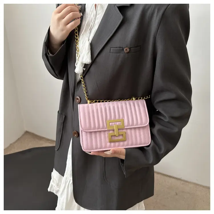 Pink Chain Shoulder Bag for Women 2025 — feature 10