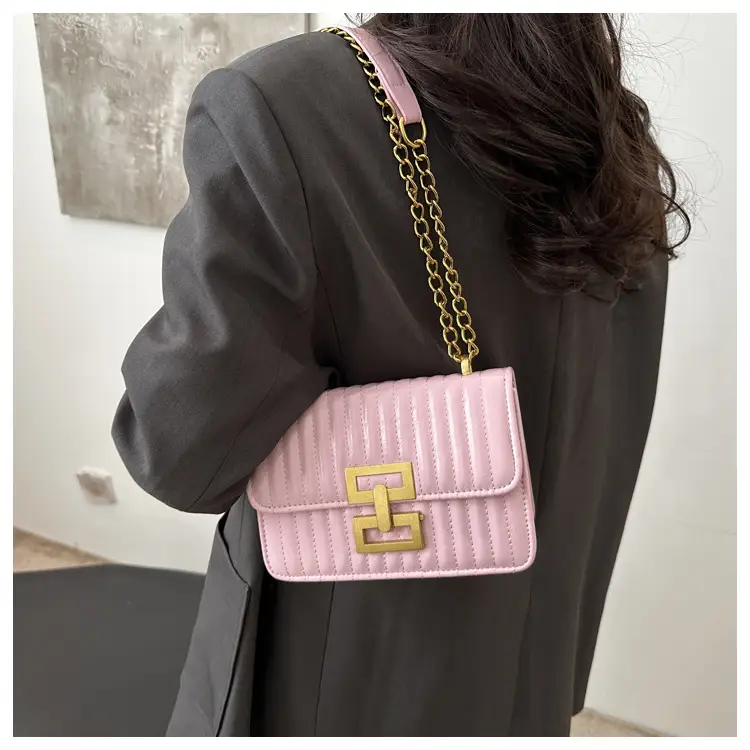 Pink Chain Shoulder Bag for Women 2025 — feature 9