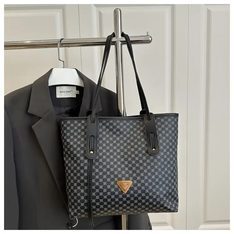 Trendy Checkered Shoulder Tote Bag 2024 Summer — feature 17