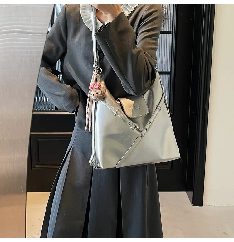 Silver Fashionable Shoulder Bag for Women 2025 New Arrival — feature 38