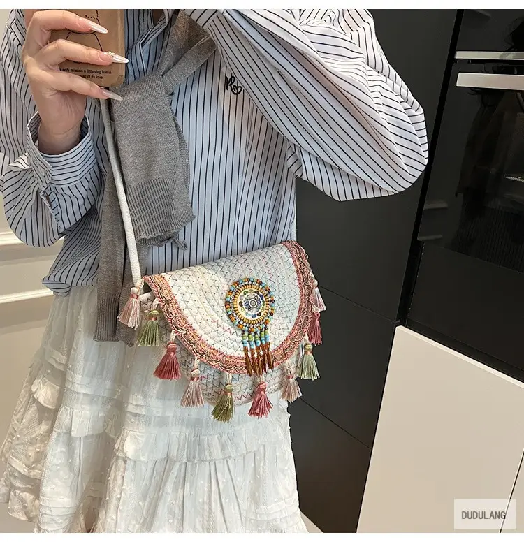 Cross-Border Straw Woven Shoulder Bag with Tassels — feature 21