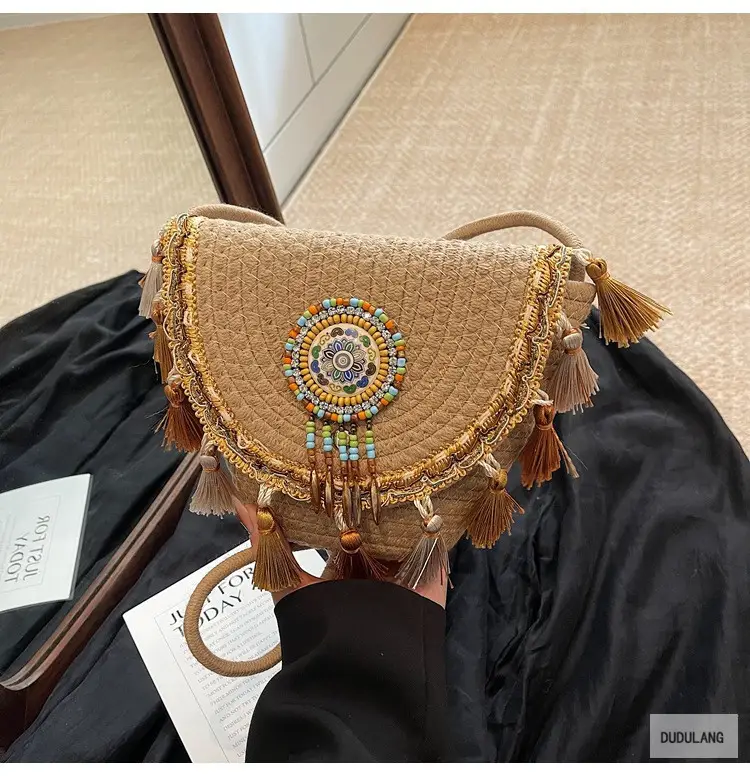 Cross-Border Straw Woven Shoulder Bag with Tassels — feature 31