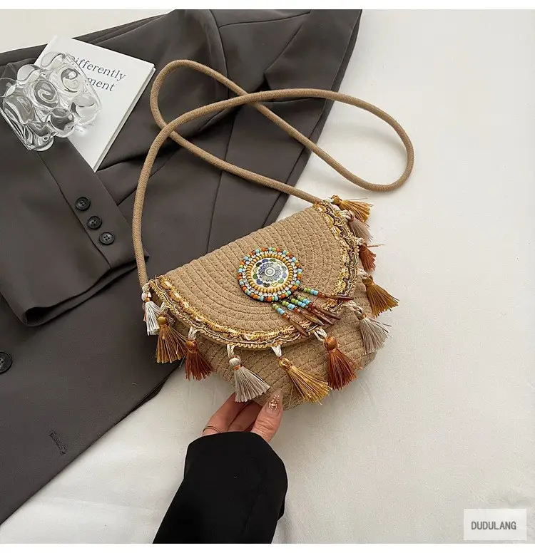 Cross-Border Straw Woven Shoulder Bag with Tassels — feature 34