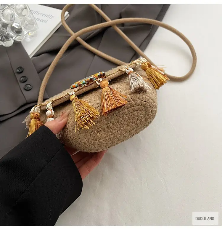Cross-Border Straw Woven Shoulder Bag with Tassels — feature 37