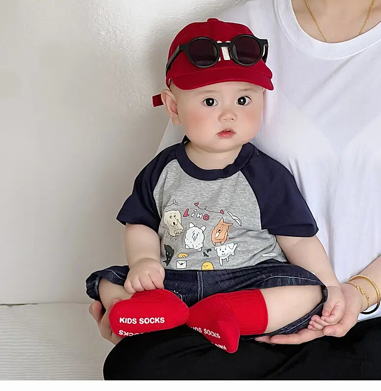 Baby Boy Summer Suit Red Hat Raglan Sleeve T-Shirt Two Piece Set — feature 3