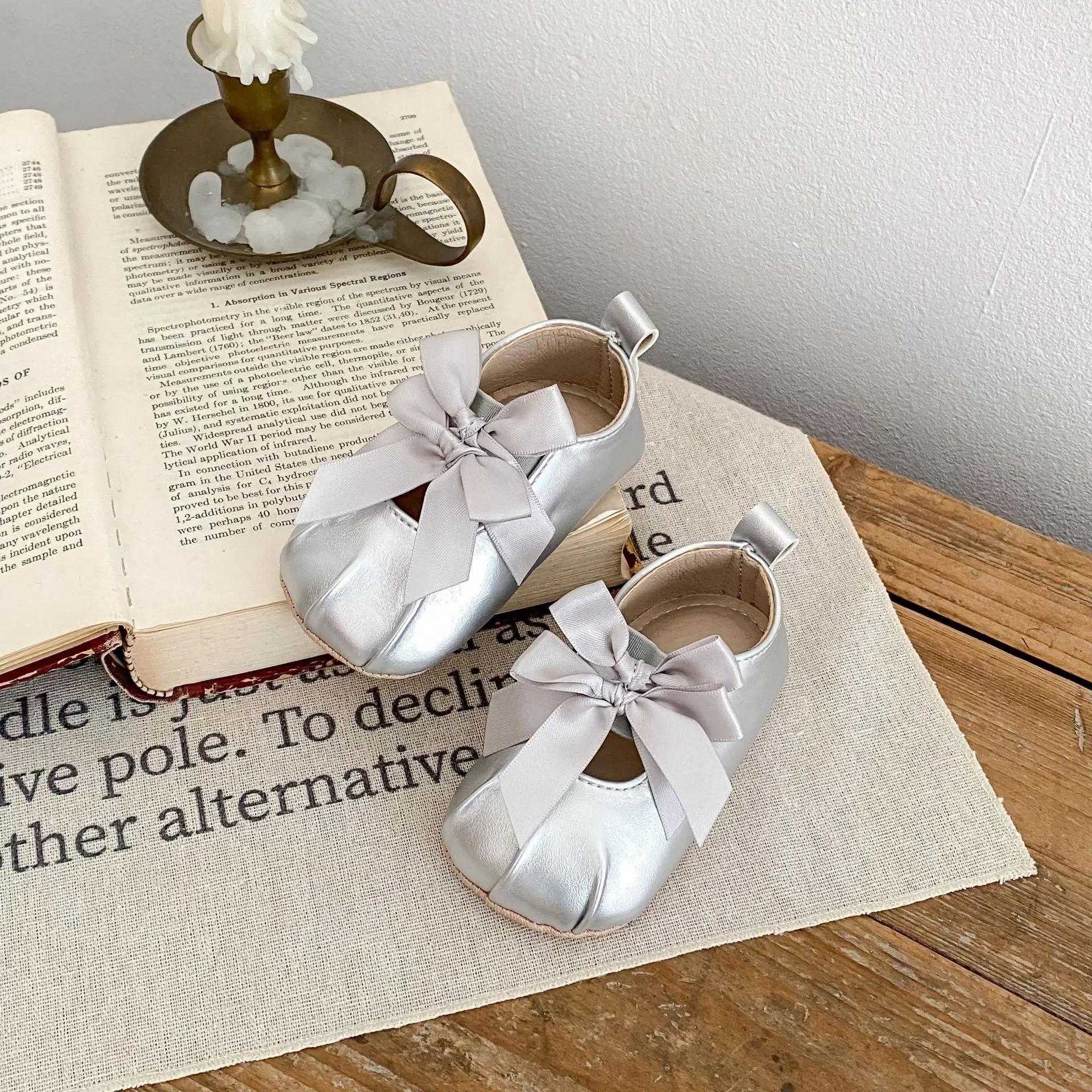 Silver Bow Baby Shoes for Toddler Girls — feature 8