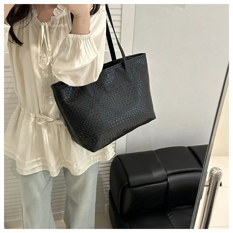 Black Woven Women's Large Tote Bag — feature 13