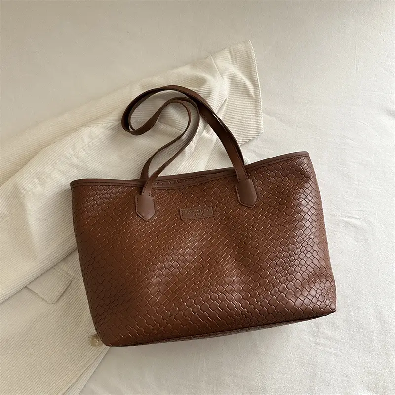 Black Woven Women's Large Tote Bag - Image 5