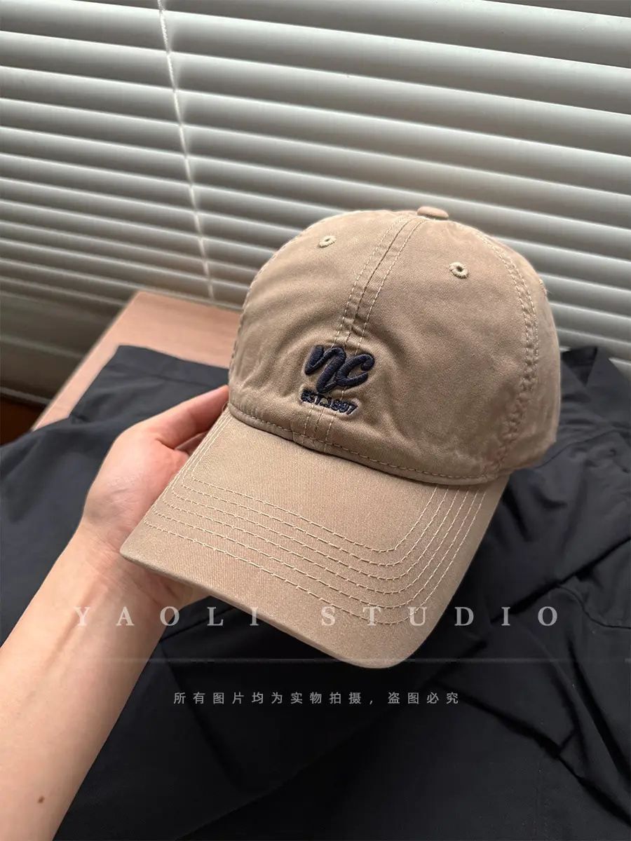 Red Embroidered Baseball Cap for Women 2026 Spring — feature 11