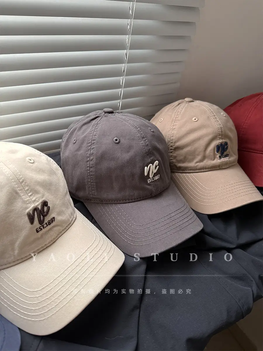 Red Embroidered Baseball Cap for Women 2026 Spring — feature 2