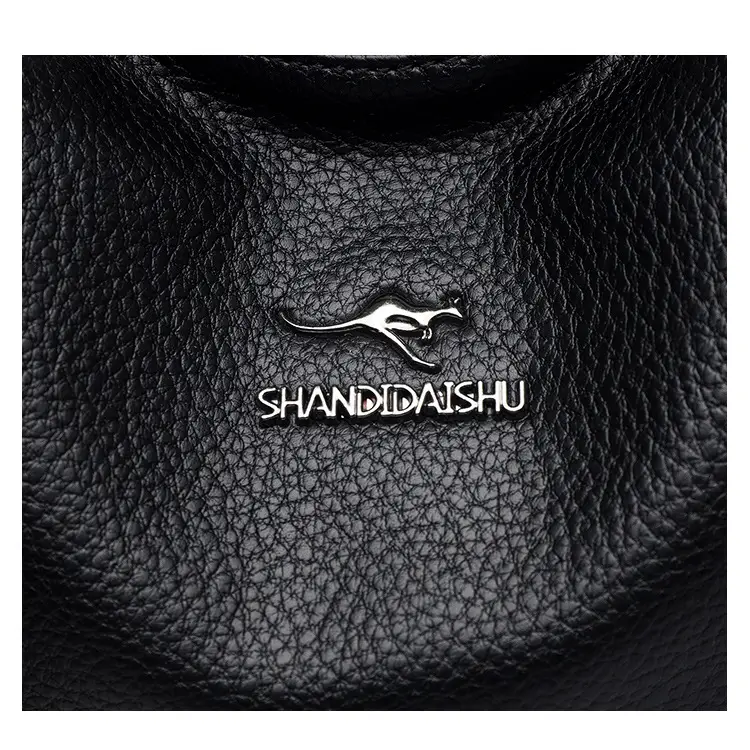 Black Women's Shoulder Crossbody Bag 2025 — feature 4