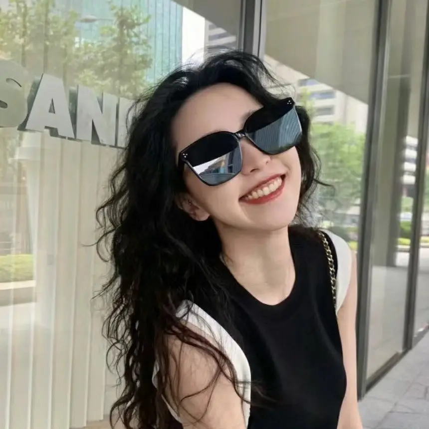 Korean Style Square Sunglasses Large Frame Slimming Didi - Image 3