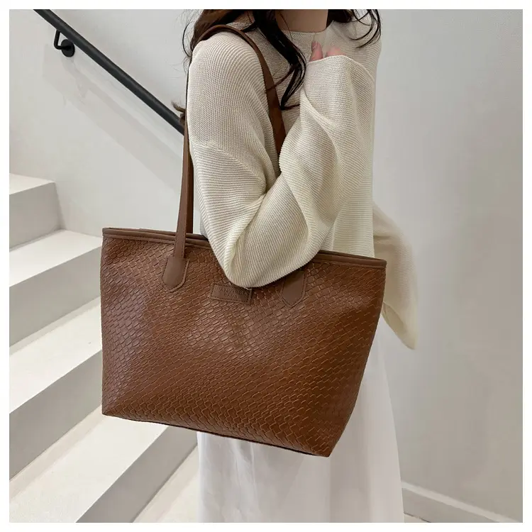 White Korean Style Tote Bag 2025 Summer New Niche Design — feature 10