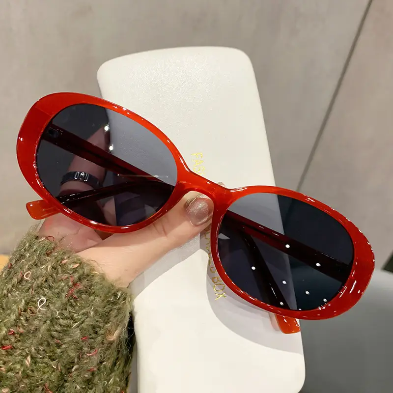 Korean Style Women Sunglasses Polarized Black - Image 5