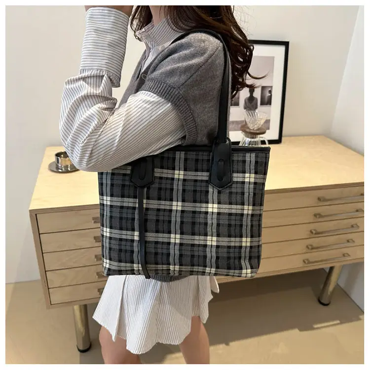 Korean Style Plaid Shoulder Tote Bag for Women — feature 18