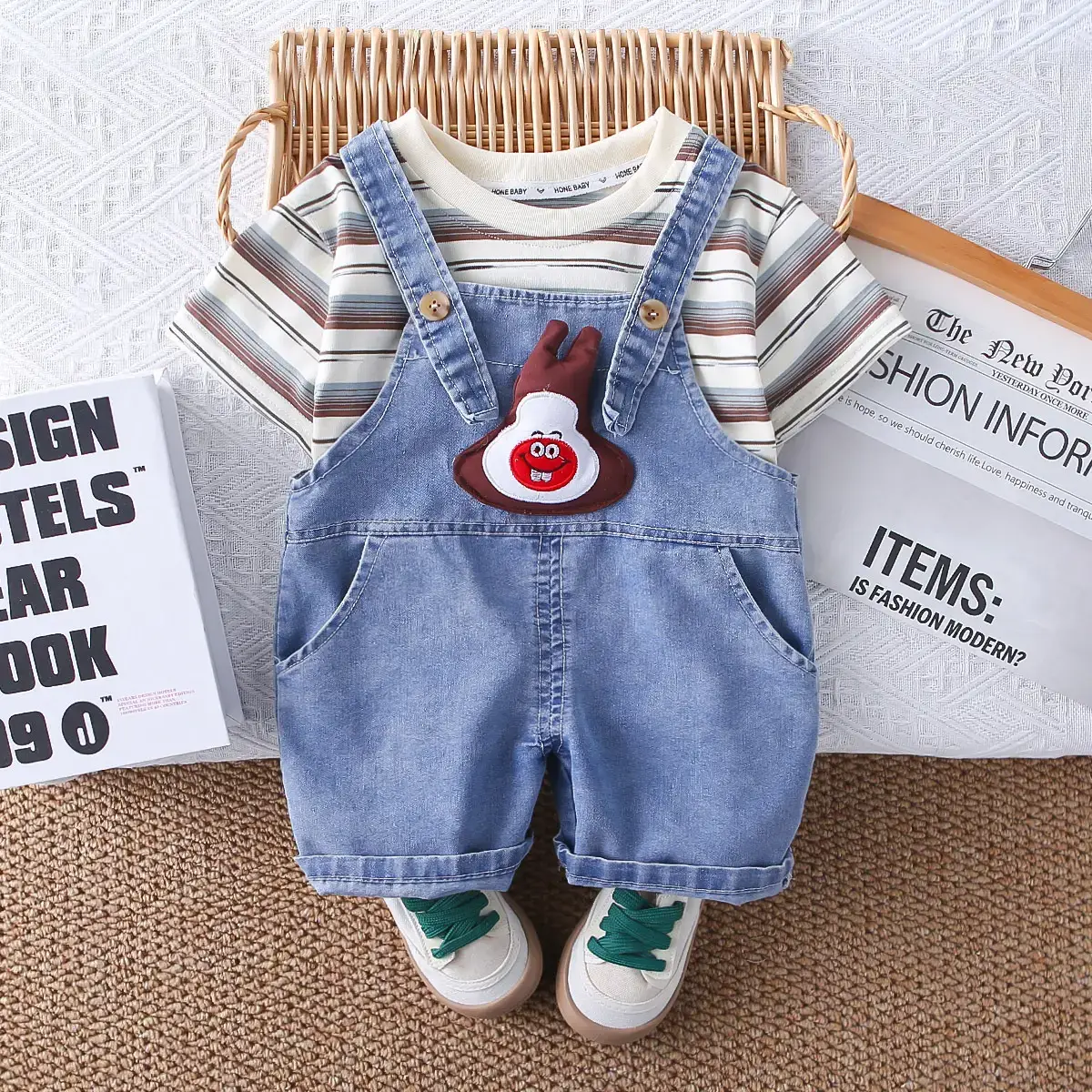 Boys Summer Suit 2025 Striped T-Shirt Suspenders Two-Piece Set 1-5Y - Image 2