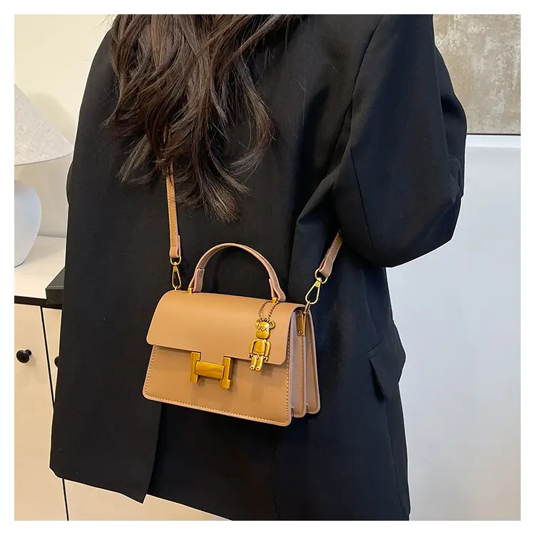Women's Brown Leather Shoulder Crossbody Bag with Gold Clasp — feature 16