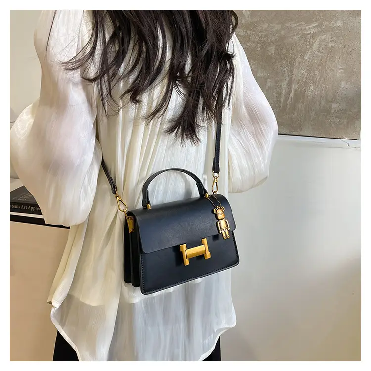 Women's Brown Leather Shoulder Crossbody Bag with Gold Clasp — feature 22