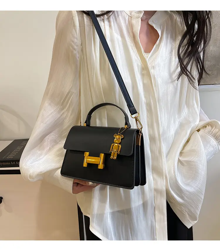 Women's Brown Leather Shoulder Crossbody Bag with Gold Clasp — feature 3