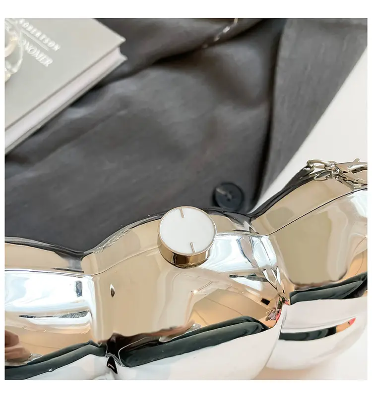Golden Crossbody Bag for Women Small Square Design — feature 6