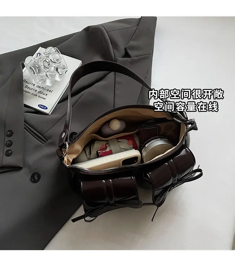 Red Bow PU Leather Crossbody Bag for Women — feature 9