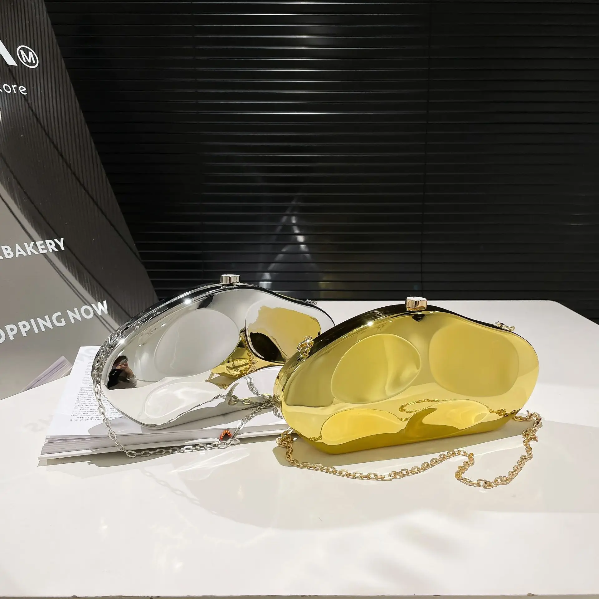 Women's Silver Mirror Sunglasses Crossbody Bag - Image 5