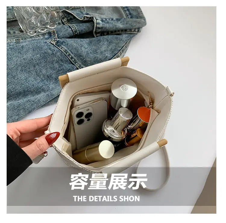 Women Straw Woven Bucket Bag Niche Texture Summer Casual — feature 7
